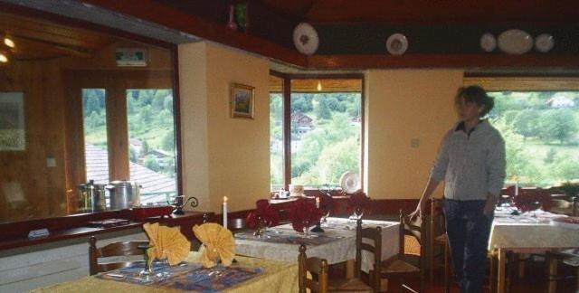 Hotel Restaurant Home Des Hautes Vosges La Bresse Exterior foto
